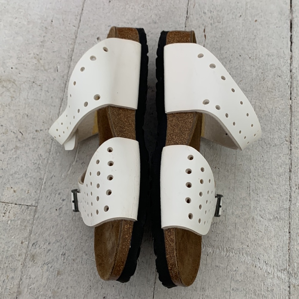 Birkenstock White Sandals - Picture 3 of 7